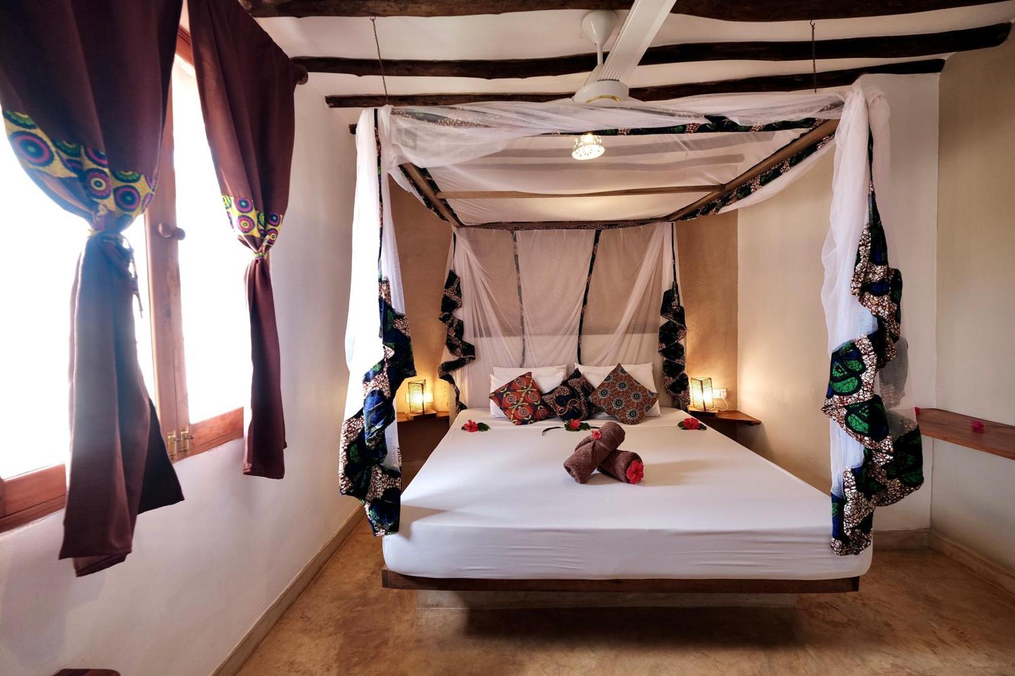 Lapili * Kiwengwa (Zanzibar)